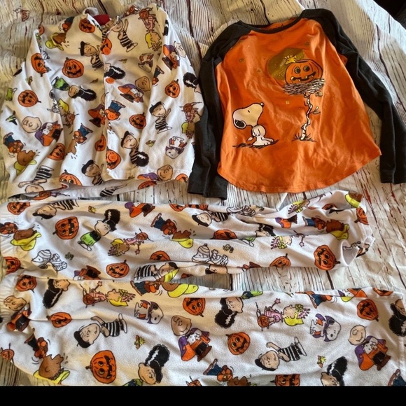 Peanuts | Pajamas | Peanuts Snoopy Halloween Mini Lot Size 6 | Poshmark